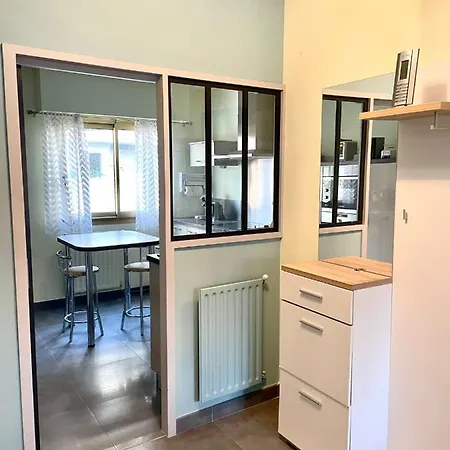 Moderne Proche Gare *