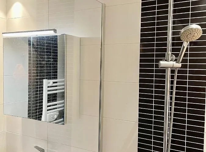 Moderne Proche Gare Apartament